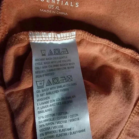 D & Co. Essentials Blouse XL - Picture 4 of 5